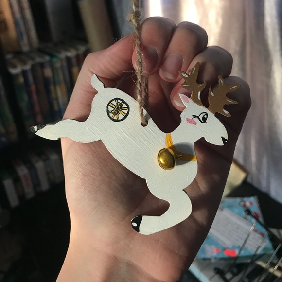 Hockey reindeer Christmas ornaments - Picture 2 of 2